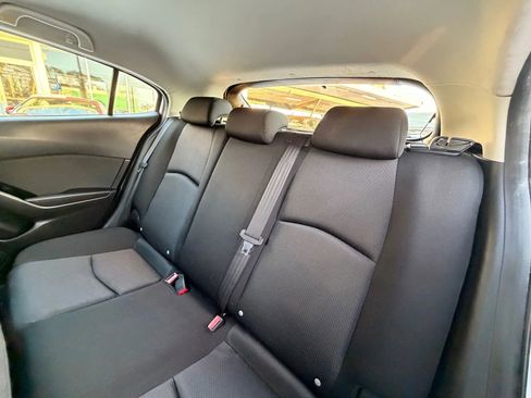 Used 2017 MAZDA MAZDA3 Sport image 14