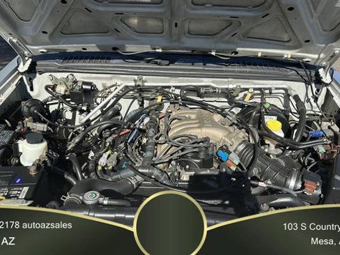 Used 2000 Nissan Frontier XE image 24