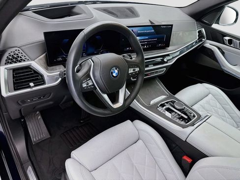 Used 2026 BMW X5 xDrive50e w/ Climate Comfort Package AWD/4WD image 9