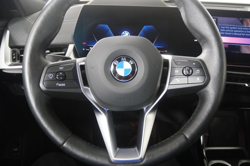 Certified 2025 BMW X2 xDrive28i AWD/4WD image 17