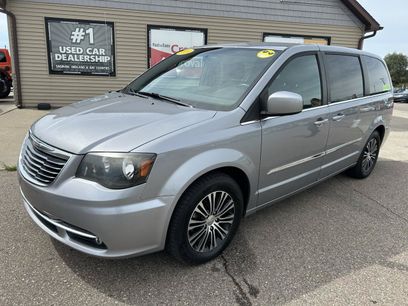 Used 2014 Chrysler Town & Country S