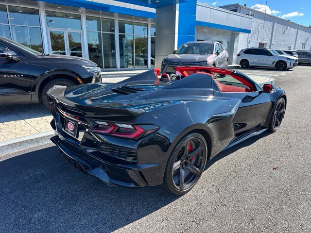Used 2023 Chevrolet Corvette Z06 w/ Stealth Interior Trim Package RWD image 4