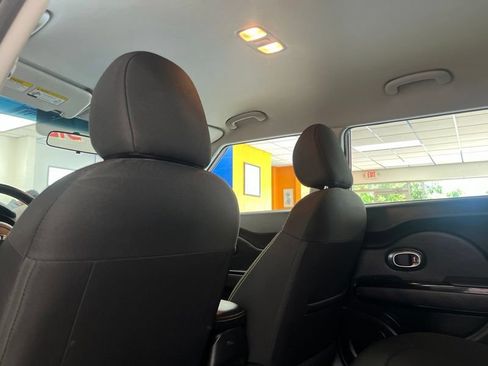 Used 2016 Kia Soul + w/ Audio Package FWD image 16