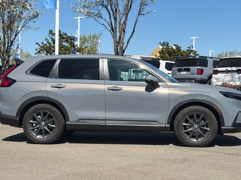 Used 2026 Honda CR-V EX-L image 3