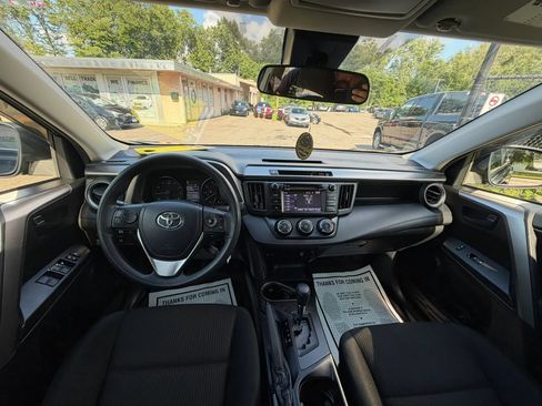 Used 2018 Toyota RAV4 LE w/ All Weather Liner Package AWD/4WD image 21