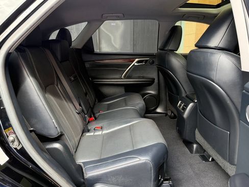 Used 2019 Lexus RX 350L FWD w/ Premium Package image 18