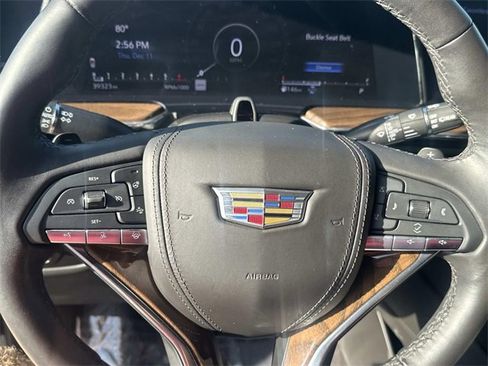 Certified 2023 Cadillac Escalade Premium Luxury Platinum w/ Heavy-Duty Trailer Package image 25