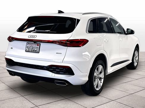 Used 2025 Audi Q5 Premium AWD/4WD image 14