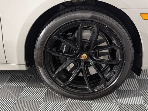 Certified 2025 Porsche Macan GTS AWD/4WD image 14