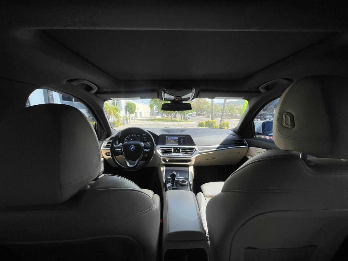 Used 2022 BMW 330e w/ Driving Assistance Package RWD image 18