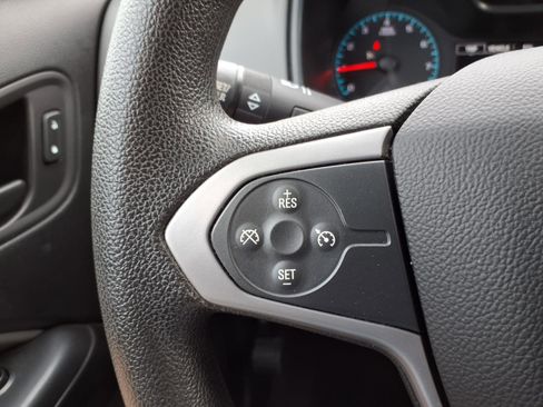 Used 2020 Chevrolet Colorado W/T w/ WT Convenience Package image 11