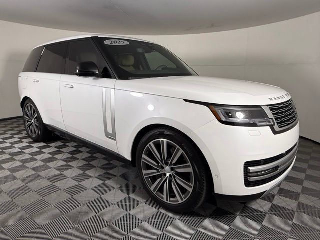 Certified 2025 Land Rover Range Rover Autobiography AWD/4WD image 9