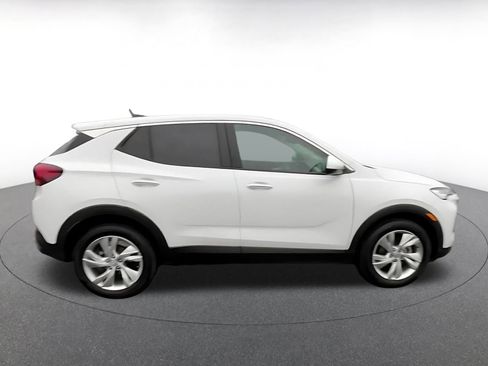 Used 2025 Buick Encore GX Preferred image 16
