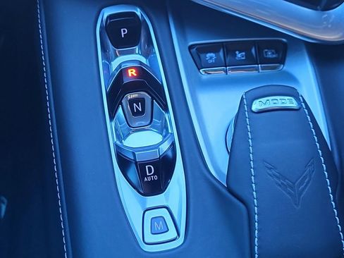 Used 2023 Chevrolet Corvette Stingray Premium Cpe w/ Z51 Performance Package image 27