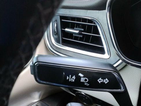 Used 2017 Lincoln Continental Reserve w/ Technology Package image 27