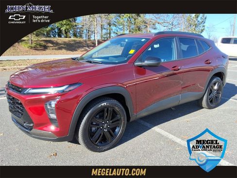 Certified 2024 Chevrolet Trax ACTIV w/ Sunroof Package image 1