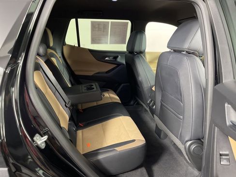 Certified 2025 Chevrolet Equinox ACTIV image 7