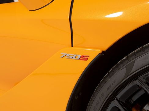 Used 2024 McLaren 750S Spider image 38