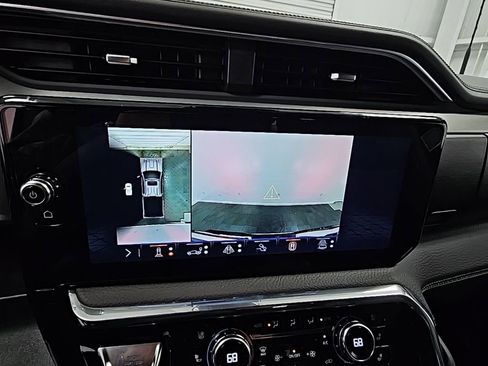 New 2026 GMC Sierra 2500 Denali w/ Denali Reserve Package image 18