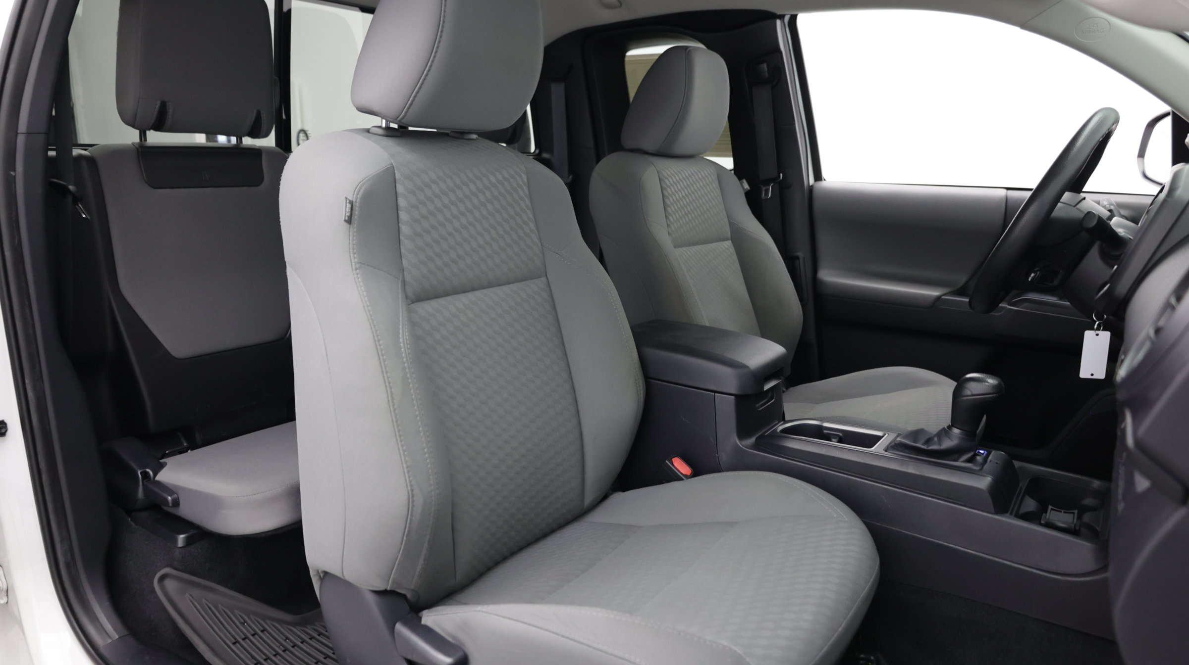 Used 2022 Toyota Tacoma SR w/ SX Package RWD image 31
