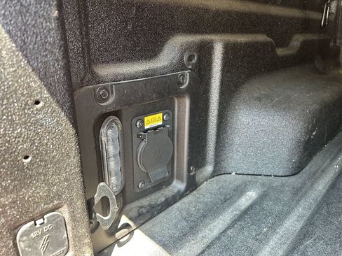 Used 2023 Ford Maverick XLT w/ XLT Luxury Package FWD image 9
