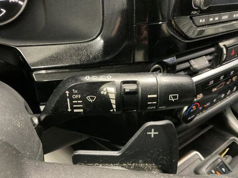 Used 2022 Nissan Pathfinder S AWD/4WD image 20