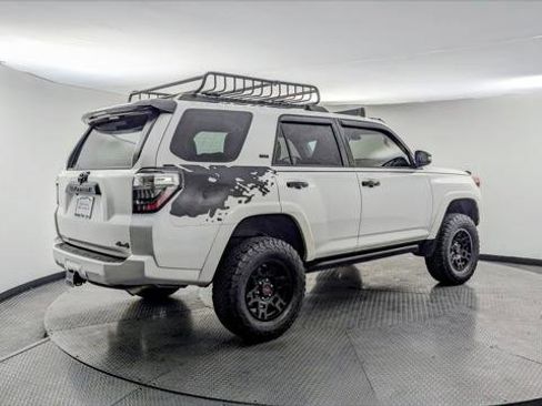 Used 2021 Toyota 4Runner Venture image 8