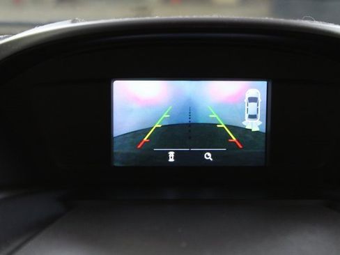 Used 2018 Ford Escape SE w/ Ford Safe & Smart Package image 16