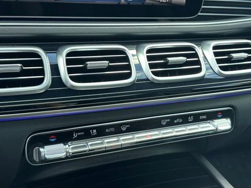 New 2026 Mercedes-Benz GLC 300 4MATIC image 18