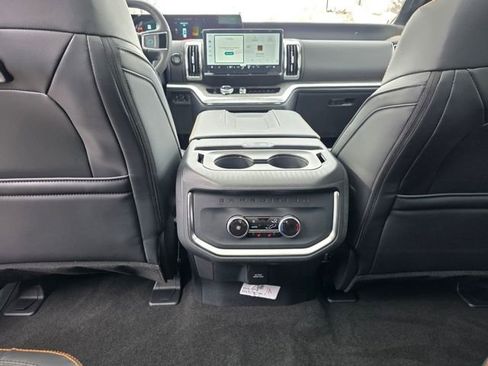 New 2026 Ford Expedition Tremor image 40