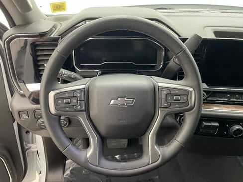Used 2025 Chevrolet Silverado 1500 RST AWD/4WD image 11