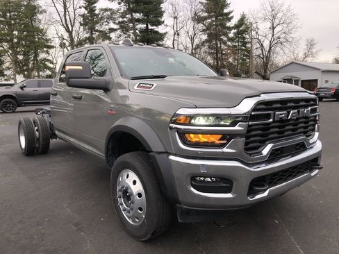 New 2026 RAM 4500 Tradesman w/ Chrome Appearance Group image 15