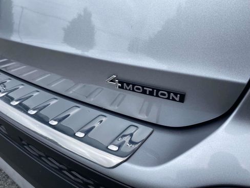 Certified 2023 Volkswagen Taos S AWD/4WD image 9
