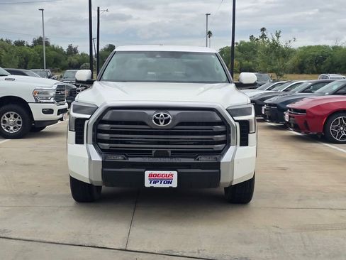 Used 2024 Toyota Tundra Limited w/ Power Package AWD/4WD image 10