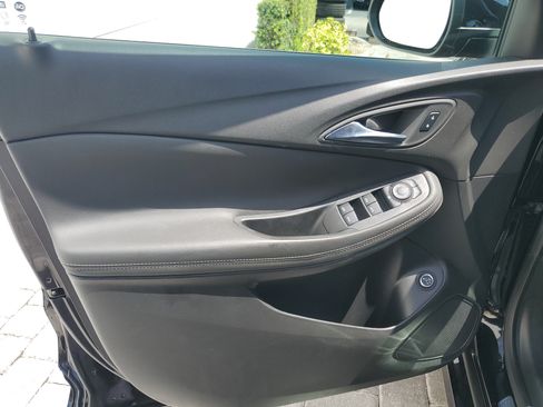 Used 2023 Buick Encore GX Select w/ Sport Touring Package FWD image 18