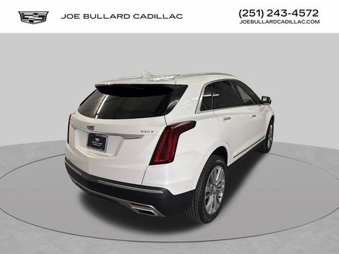 New 2026 Cadillac XT5 Premium Luxury w/ Driver Assist Package FWD image 4