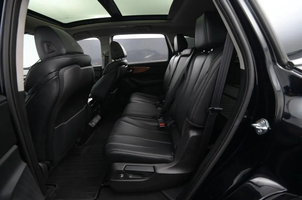 Used 2022 Acura MDX SH-AWD image 44