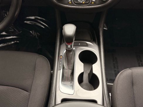 Used 2021 Chevrolet Malibu RS image 32