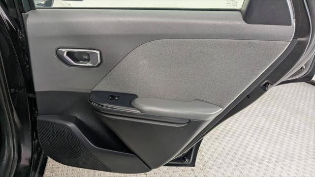 Used 2025 Kia K4 EX FWD image 19