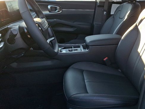 New 2026 Kia Sorento EX AWD/4WD image 8