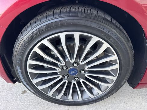 Certified 2018 Ford Fusion SE w/ Fusion SE Technology Package image 17