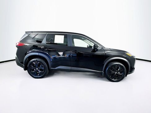 Used 2023 Nissan Rogue SV AWD/4WD image 11
