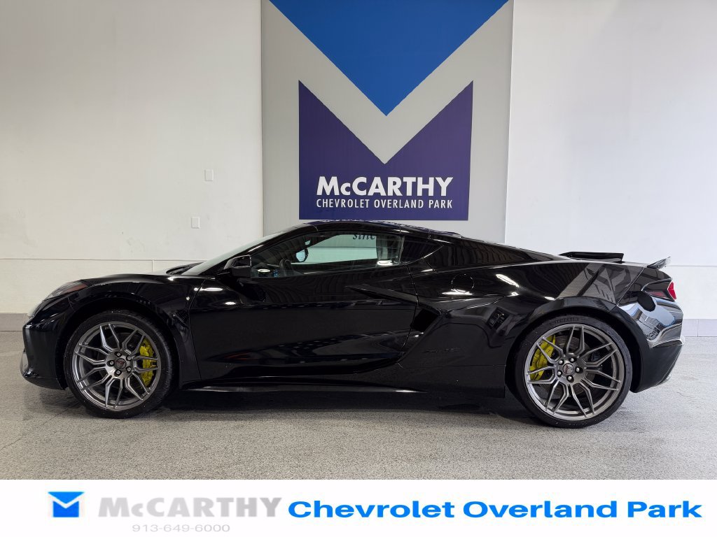 Used 2024 Chevrolet Corvette Z06 w/ Battery Protection Package RWD image 8