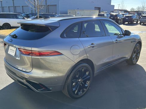 Used 2025 Jaguar F-PACE R-Dynamic S image 7