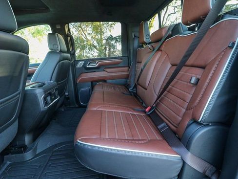 Used 2024 GMC Sierra 2500 Denali Ultimate image 29