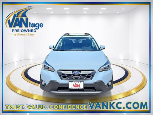 Used 2021 Subaru Crosstrek 2.5i Limited w/ Moonroof Package 1 AWD/4WD image 2
