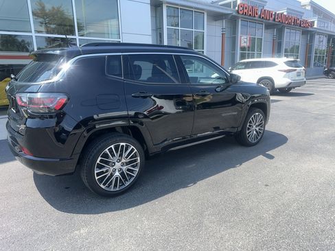 Used 2022 Jeep Compass Limited w/ Elite Group AWD/4WD image 5