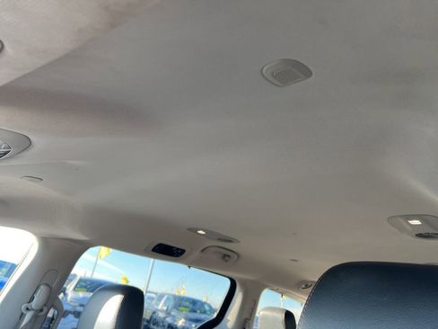 Used 2017 Chrysler Pacifica Touring-L Plus w/ Advanced Safetytec Group image 10