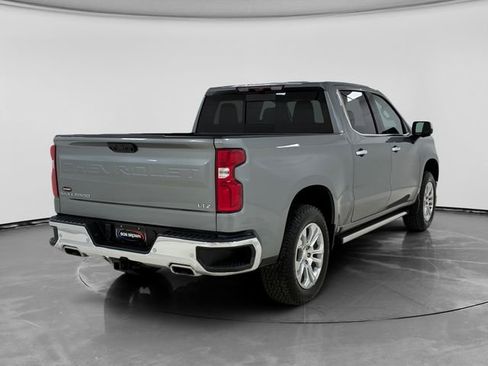 Used 2024 Chevrolet Silverado 1500 LTZ w/ LTZ Premium Package image 3