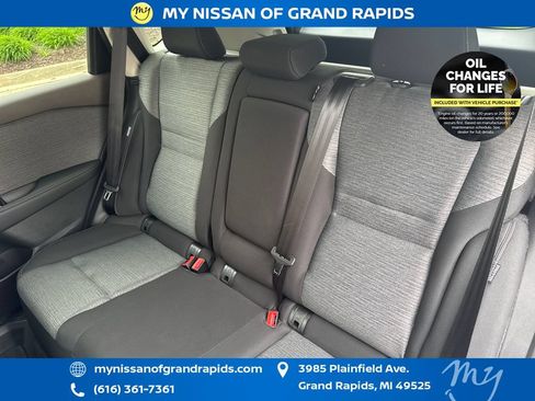 Used 2023 Nissan Rogue SV AWD/4WD image 29